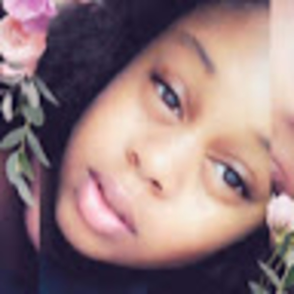 Meet your Posher, Lavette